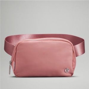 Lululemon EBB - Pink Pastel